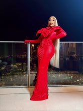 Load image into Gallery viewer, MRS ESSTIQ ICY WHITE- HD lace Wig - Straight