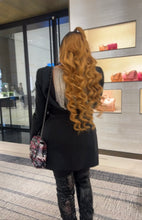 Load image into Gallery viewer, ESSTIQ HD Luxury Lace Front Wig - Honey Blonde Body Wave 13x6
